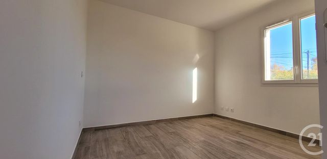 Maison &agrave; louer - 3 pi&egrave;ces - 62,20 m2 - Ribaute Les Tavernes - 30 - LANGUEDOC-ROUSSILLON