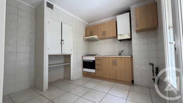 Appartement F4 &agrave; louer - 3 pi&egrave;ces - 66 m2 - Ales - 30 - LANGUEDOC-ROUSSILLON