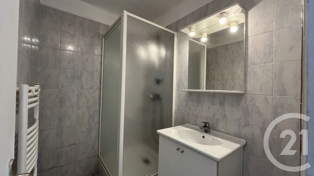 Appartement F4 &agrave; louer - 3 pi&egrave;ces - 66 m2 - Ales - 30 - LANGUEDOC-ROUSSILLON