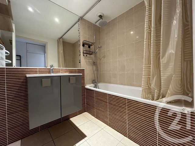Appartement F2 &agrave; louer - 2 pi&egrave;ces - 42 m2 - Ales - 30 - LANGUEDOC-ROUSSILLON
