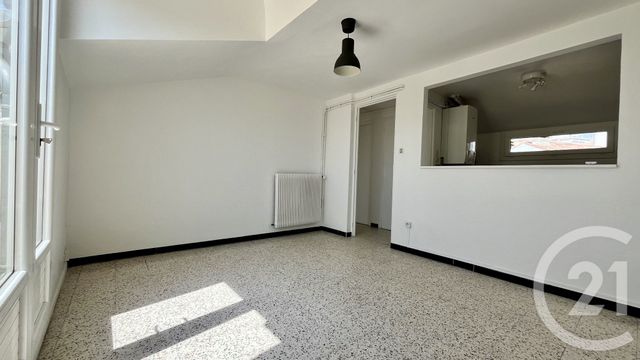 Appartement F2 &agrave; louer - 2 pi&egrave;ces - 34 m2 - Ales - 30 - LANGUEDOC-ROUSSILLON