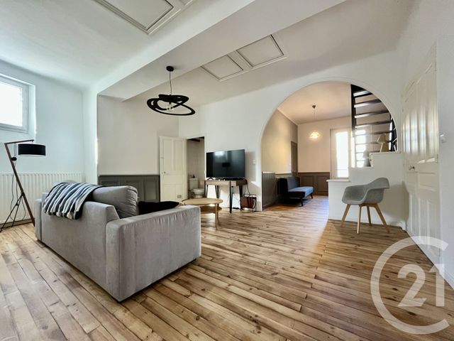 Appartement Duplex &agrave; louer - 4 pi&egrave;ces - 114,61 m2 - Ales - 30 - LANGUEDOC-ROUSSILLON