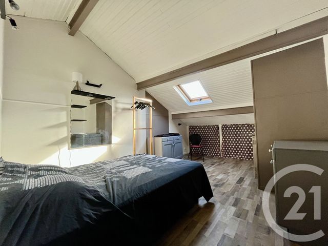 Appartement Duplex &agrave; louer - 4 pi&egrave;ces - 114,61 m2 - Ales - 30 - LANGUEDOC-ROUSSILLON