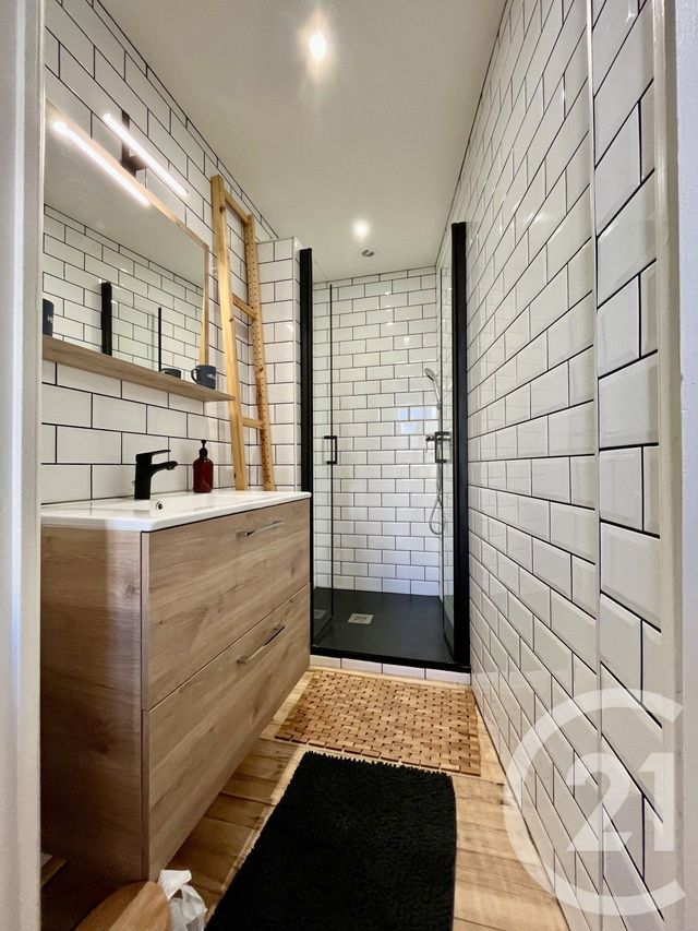 Appartement Duplex &agrave; louer - 4 pi&egrave;ces - 114,61 m2 - Ales - 30 - LANGUEDOC-ROUSSILLON