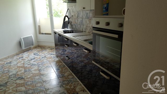 Appartement F4 &agrave; louer - 4 pi&egrave;ces - 90,16 m2 - Ales - 30 - LANGUEDOC-ROUSSILLON