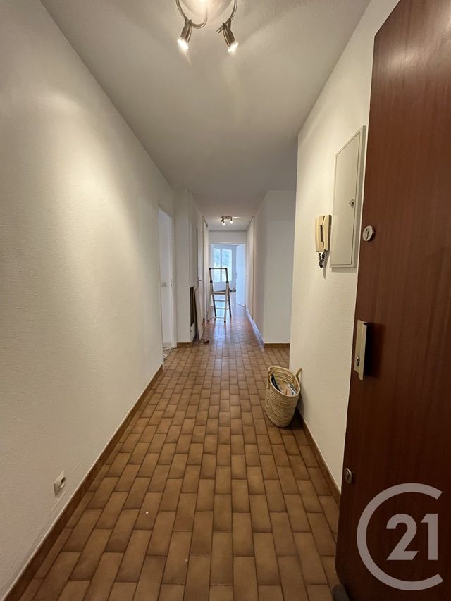Appartement F4 &agrave; louer - 4 pi&egrave;ces - 90,16 m2 - Ales - 30 - LANGUEDOC-ROUSSILLON