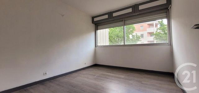 Appartement T3 &agrave; louer - 3 pi&egrave;ces - 63,20 m2 - Ales - 30 - LANGUEDOC-ROUSSILLON