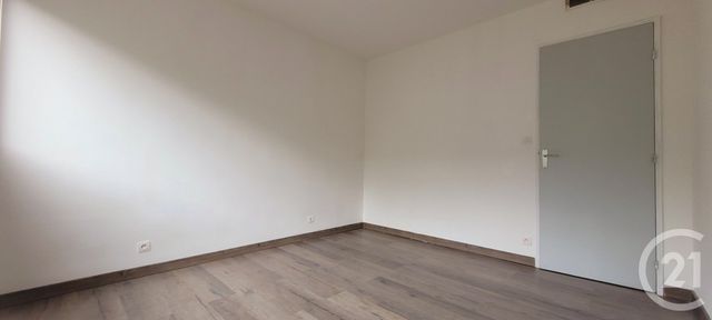 Appartement T3 &agrave; louer - 3 pi&egrave;ces - 63,20 m2 - Ales - 30 - LANGUEDOC-ROUSSILLON
