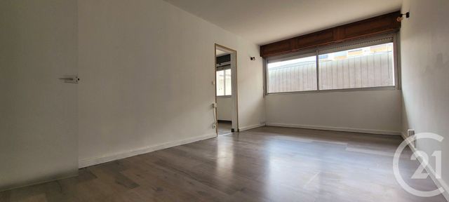 Appartement T3 &agrave; louer - 3 pi&egrave;ces - 63,20 m2 - Ales - 30 - LANGUEDOC-ROUSSILLON