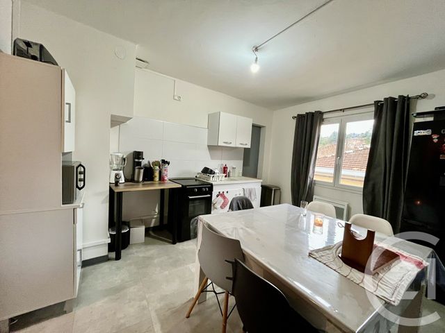 Appartement T4 &agrave; louer - 4 pi&egrave;ces - 84,80 m2 - St Ambroix - 30 - LANGUEDOC-ROUSSILLON