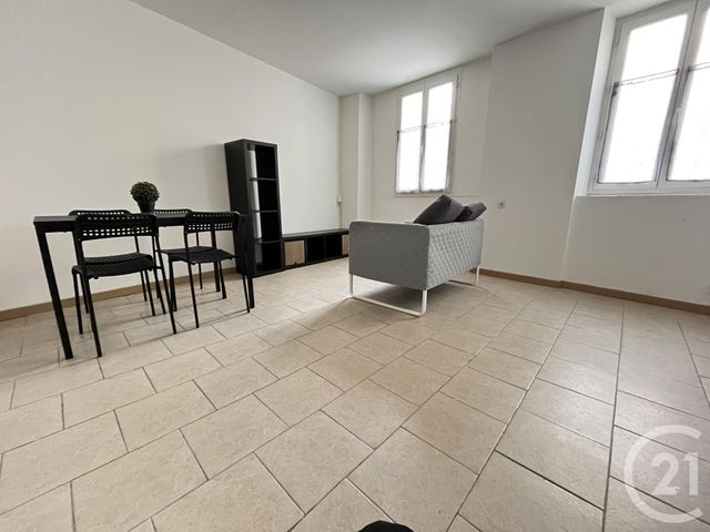 Appartement T1 &agrave; louer - 1 pi&egrave;ce - 30,68 m2 - Ales - 30 - LANGUEDOC-ROUSSILLON