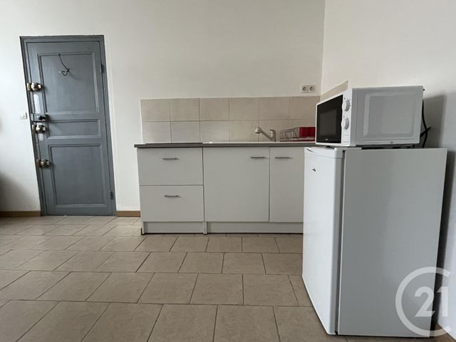 Appartement T1 &agrave; louer - 1 pi&egrave;ce - 30,68 m2 - Ales - 30 - LANGUEDOC-ROUSSILLON