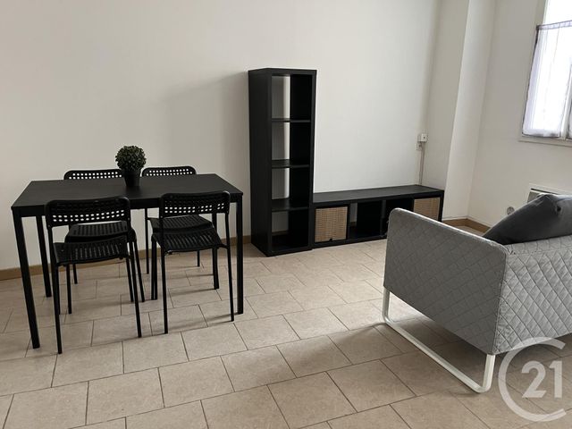 Appartement T1 &agrave; louer - 1 pi&egrave;ce - 30,68 m2 - Ales - 30 - LANGUEDOC-ROUSSILLON