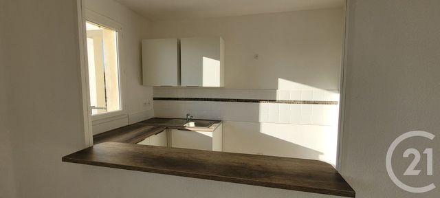 Appartement F2 &agrave; louer - 2 pi&egrave;ces - 45 m2 - St Christol Les Ales - 30 - LANGUEDOC-ROUSSILLON