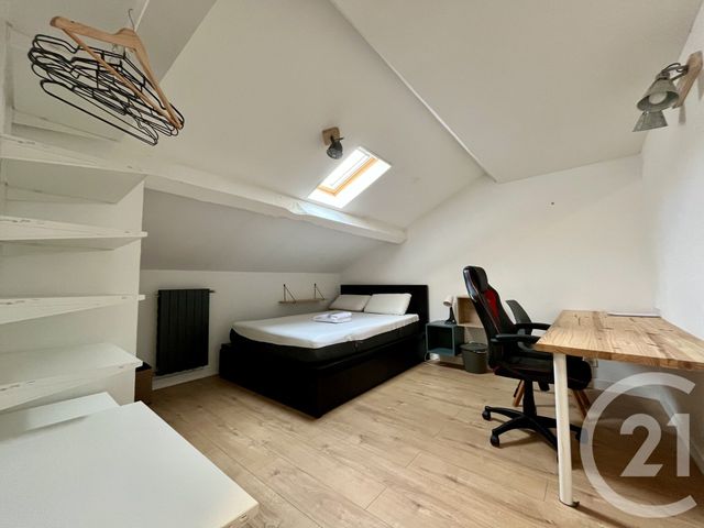 Appartement Duplex &agrave; louer - 4 pi&egrave;ces - 79,94 m2 - Ales - 30 - LANGUEDOC-ROUSSILLON