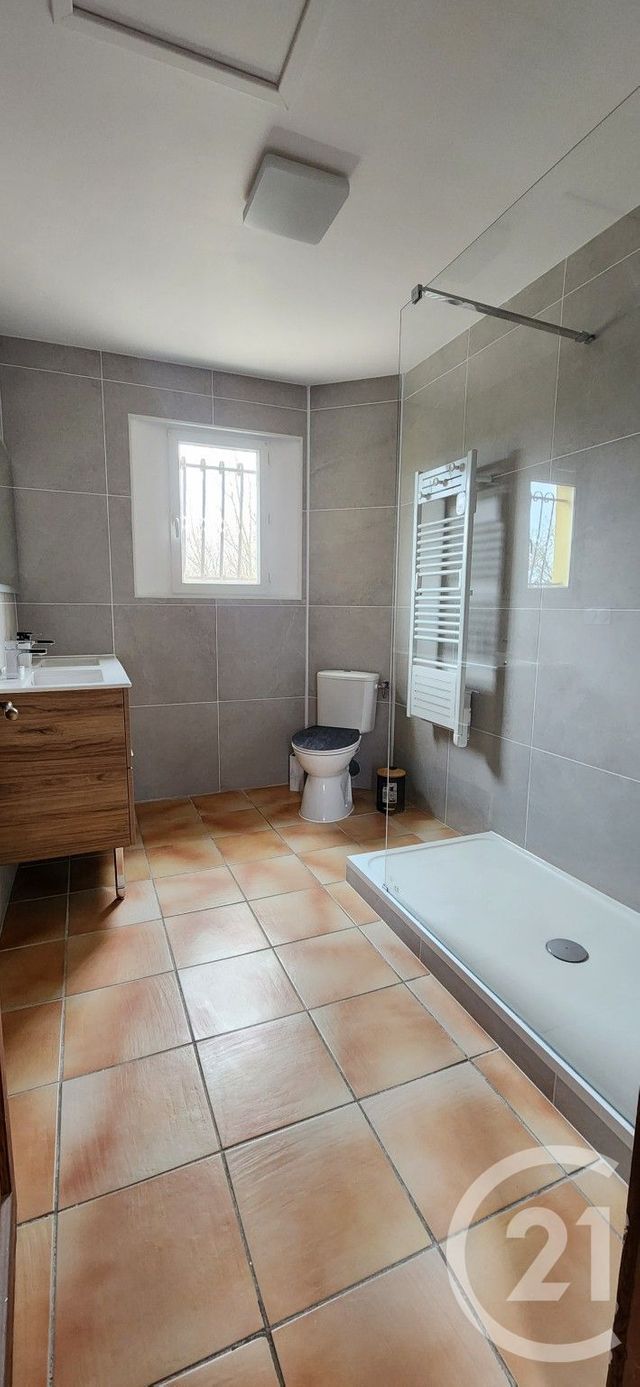 Maison &agrave; louer - 3 pi&egrave;ces - 80 m2 - St Jean Du Pin - 30 - LANGUEDOC-ROUSSILLON