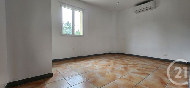 Maison &agrave; louer - 3 pi&egrave;ces - 80 m2 - St Jean Du Pin - 30 - LANGUEDOC-ROUSSILLON