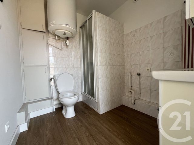 Appartement F2 &agrave; louer - 2 pi&egrave;ces - 35 m2 - Ales - 30 - LANGUEDOC-ROUSSILLON