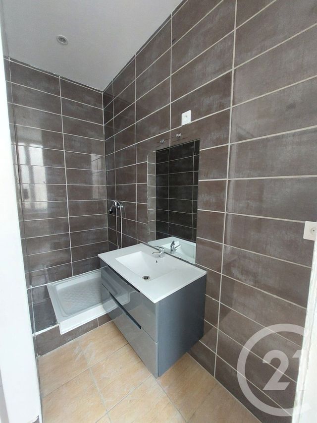 Appartement F3 &agrave; vendre - 12 pi&egrave;ces - 196,04 m2 - La Grand Combe - 30 - LANGUEDOC-ROUSSILLON