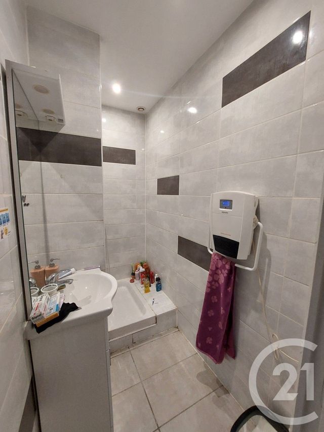 Appartement F3 &agrave; vendre - 12 pi&egrave;ces - 196,04 m2 - La Grand Combe - 30 - LANGUEDOC-ROUSSILLON