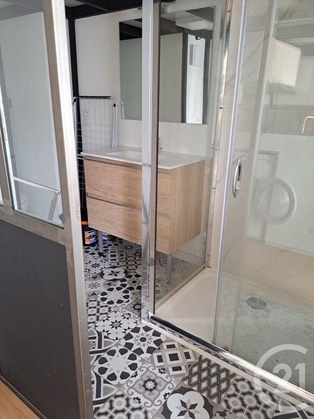 Appartement Studio &agrave; louer - 1 pi&egrave;ce - 20,18 m2 - Ales - 30 - LANGUEDOC-ROUSSILLON
