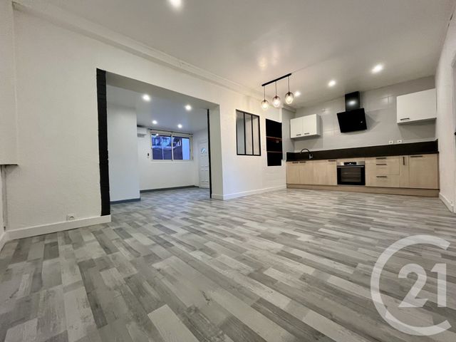 Appartement F3 &agrave; louer - 3 pi&egrave;ces - 72,25 m2 - Ales - 30 - LANGUEDOC-ROUSSILLON