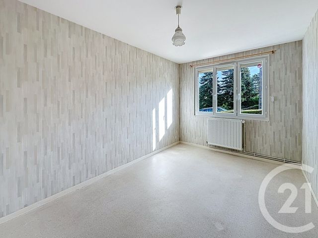 Appartement F4 à vendre - 4 pièces - 62,60 m2 - Chaumont - 52 - CHAMPAGNE-ARDENNE