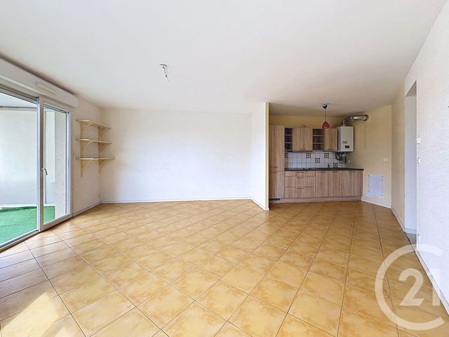 Appartement F2 &agrave; vendre - 2 pi&egrave;ces - 64,31 m2 - Chaumont - 52 - CHAMPAGNE-ARDENNE
