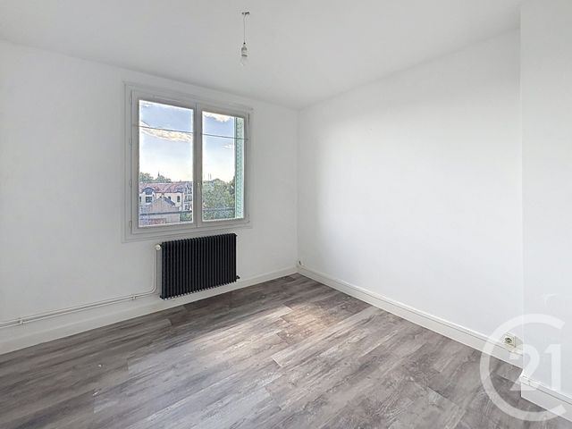 Appartement F4 &agrave; vendre - 4 pi&egrave;ces - 66,16 m2 - Chaumont - 52 - CHAMPAGNE-ARDENNE