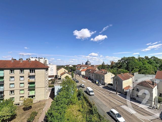 Appartement F4 &agrave; vendre - 4 pi&egrave;ces - 66,16 m2 - Chaumont - 52 - CHAMPAGNE-ARDENNE