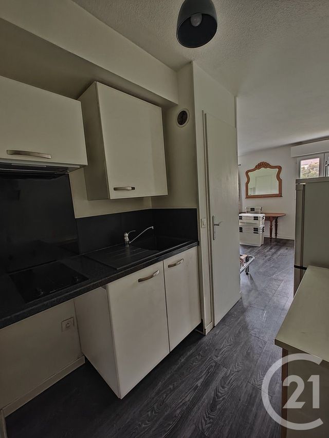 Appartement T1 &agrave; vendre - 1 pi&egrave;ce - 28,50 m2 - Chilly Mazarin - 91 - ILE-DE-FRANCE