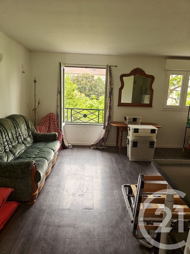 Appartement T1 &agrave; vendre - 1 pi&egrave;ce - 28,50 m2 - Chilly Mazarin - 91 - ILE-DE-FRANCE