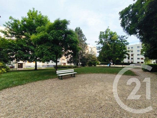 Appartement F4 à vendre - 4 pièces - 71 m2 - Chilly Mazarin - 91 - ILE-DE-FRANCE