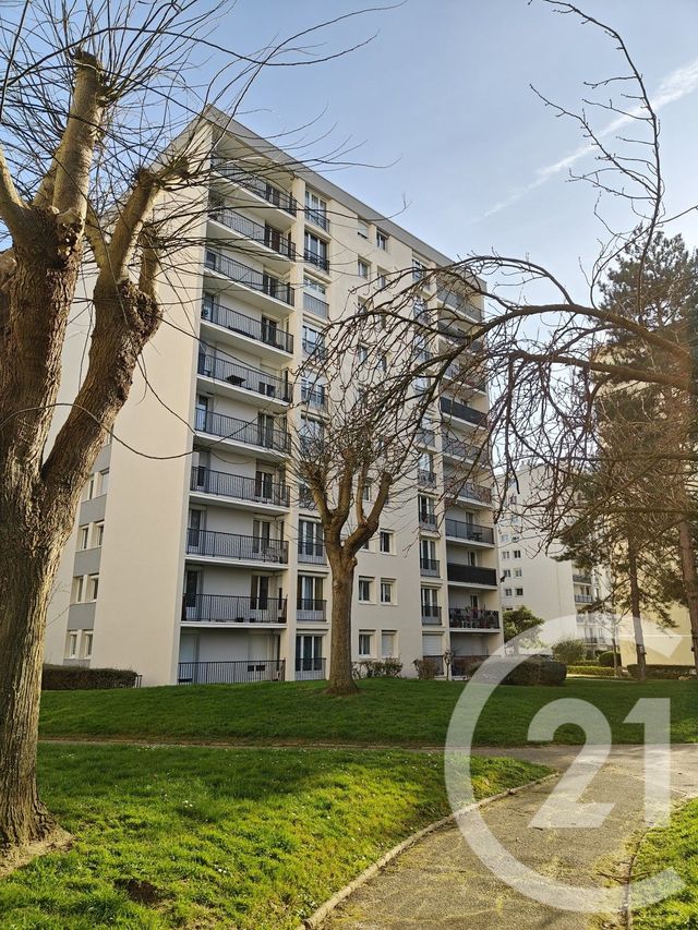Appartement F4 &agrave; vendre - 4 pi&egrave;ces - 81 m2 - Chilly Mazarin - 91 - ILE-DE-FRANCE