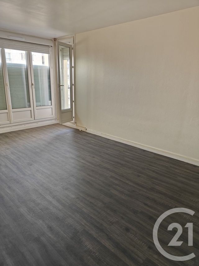 Appartement F4 &agrave; vendre - 4 pi&egrave;ces - 81 m2 - Chilly Mazarin - 91 - ILE-DE-FRANCE
