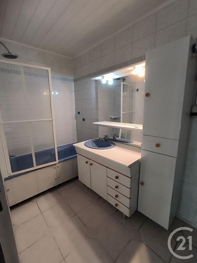 Appartement F4 à vendre - 4 pièces - 82,84 m2 - Chilly Mazarin - 91 - ILE-DE-FRANCE