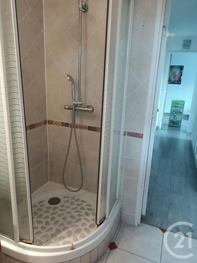 Appartement F4 à vendre - 4 pièces - 76,89 m2 - Chilly Mazarin - 91 - ILE-DE-FRANCE