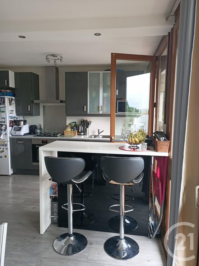 Appartement F4 à vendre - 4 pièces - 76,89 m2 - Chilly Mazarin - 91 - ILE-DE-FRANCE