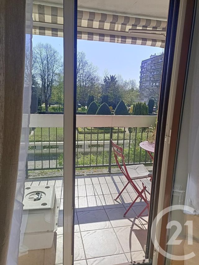 Appartement F4 à vendre - 4 pièces - 84 m2 - Chilly Mazarin - 91 - ILE-DE-FRANCE