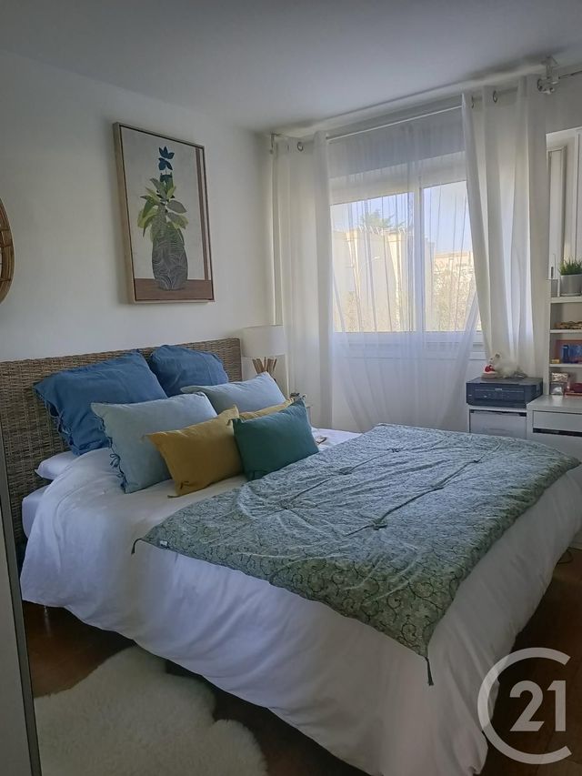 Appartement F4 à vendre - 4 pièces - 84 m2 - Chilly Mazarin - 91 - ILE-DE-FRANCE
