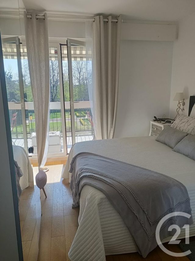 Appartement F4 à vendre - 4 pièces - 84 m2 - Chilly Mazarin - 91 - ILE-DE-FRANCE