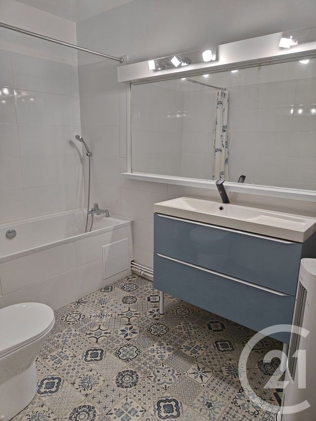 Appartement F4 &agrave; vendre - 4 pi&egrave;ces - 83,48 m2 - Chilly Mazarin - 91 - ILE-DE-FRANCE