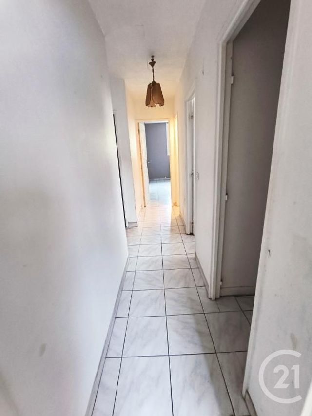 Appartement F2 à vendre - 2 pièces - 55,85 m2 - Chilly Mazarin - 91 - ILE-DE-FRANCE