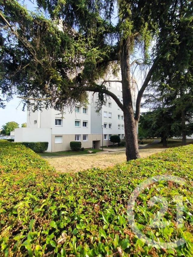 Appartement F2 à vendre - 2 pièces - 55,85 m2 - Chilly Mazarin - 91 - ILE-DE-FRANCE