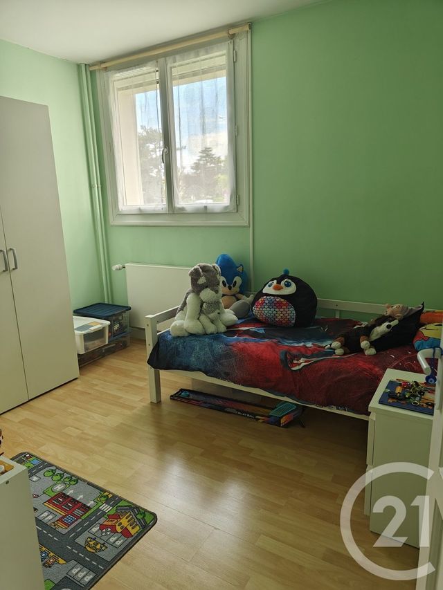 Appartement F4 &agrave; vendre - 4 pi&egrave;ces - 81 m2 - Chilly Mazarin - 91 - ILE-DE-FRANCE