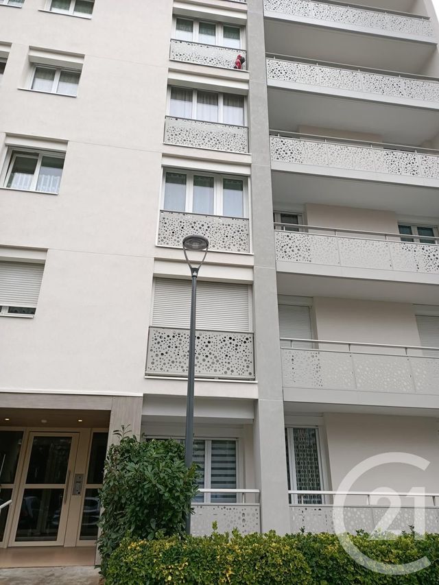 Appartement F4 &agrave; vendre - 4 pi&egrave;ces - 81 m2 - Chilly Mazarin - 91 - ILE-DE-FRANCE