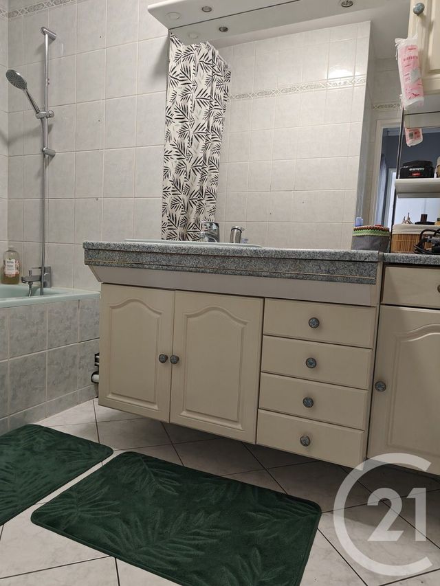 Appartement F4 &agrave; vendre - 4 pi&egrave;ces - 81 m2 - Chilly Mazarin - 91 - ILE-DE-FRANCE