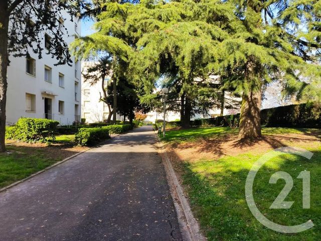 Appartement F3 à louer - 3 pièces - 57,39 m2 - Chilly Mazarin - 91 - ILE-DE-FRANCE