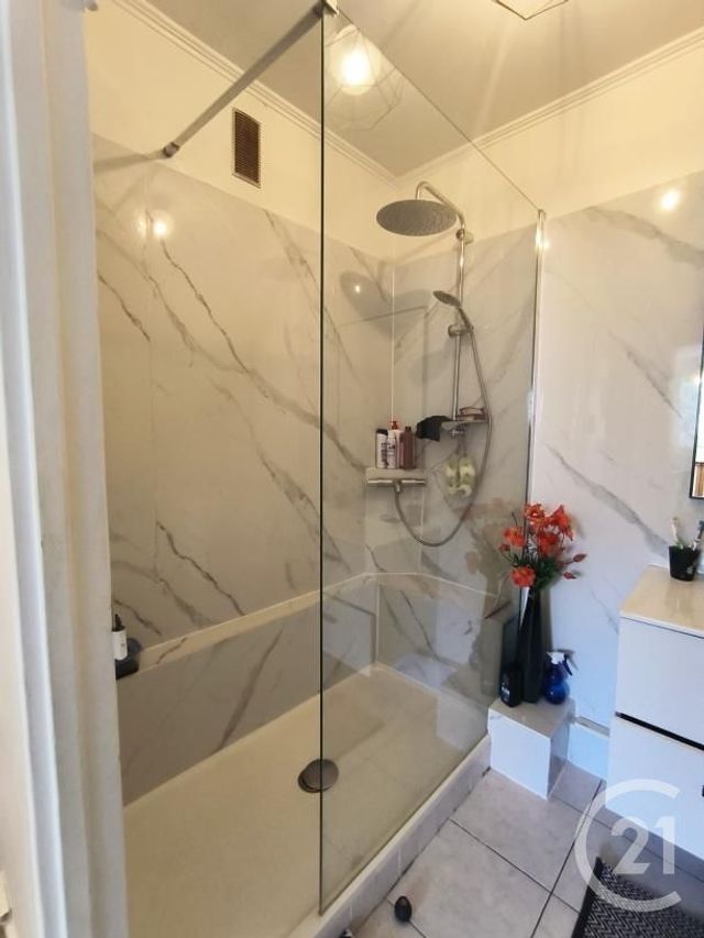 Appartement F2 à vendre - 2 pièces - 46 m2 - Chilly Mazarin - 91 - ILE-DE-FRANCE