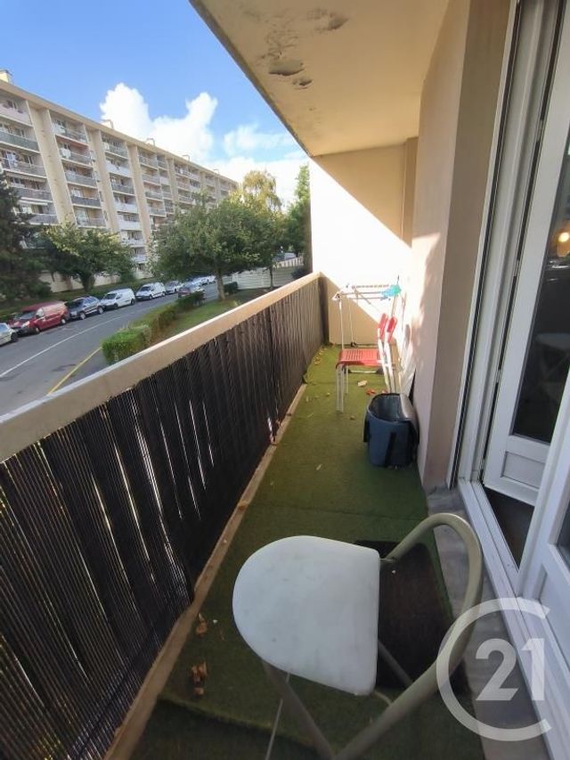 Appartement F2 à vendre - 2 pièces - 46 m2 - Chilly Mazarin - 91 - ILE-DE-FRANCE